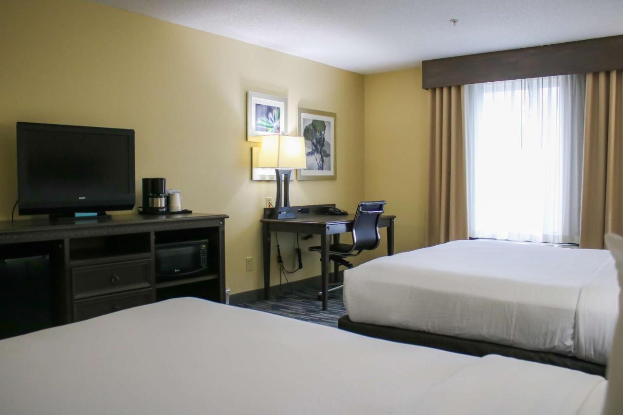 Country Inn & Suites By Radisson, Richmond West At I-64, Va Генрайко Екстер'єр фото