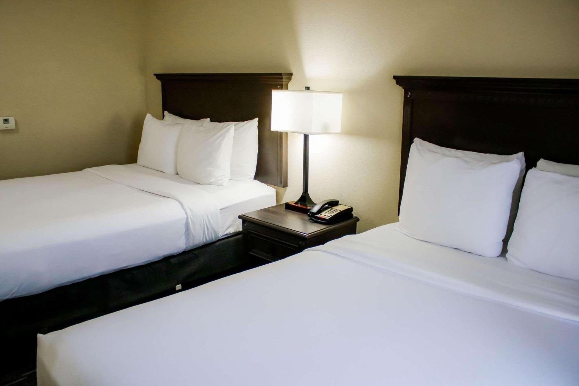 Country Inn & Suites By Radisson, Richmond West At I-64, Va Генрайко Екстер'єр фото